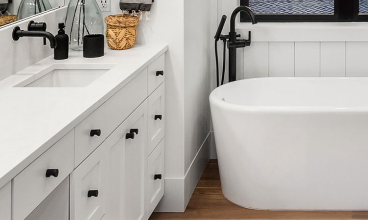 Kitchen & Bath